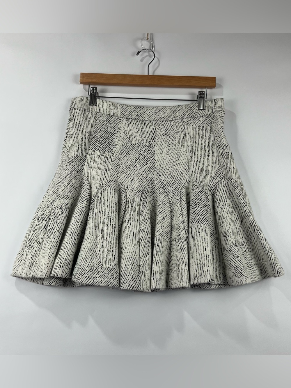 Banana Republic Cotton Blend Structured Ruffle Flounce Mini Skirt Size 8 NWT